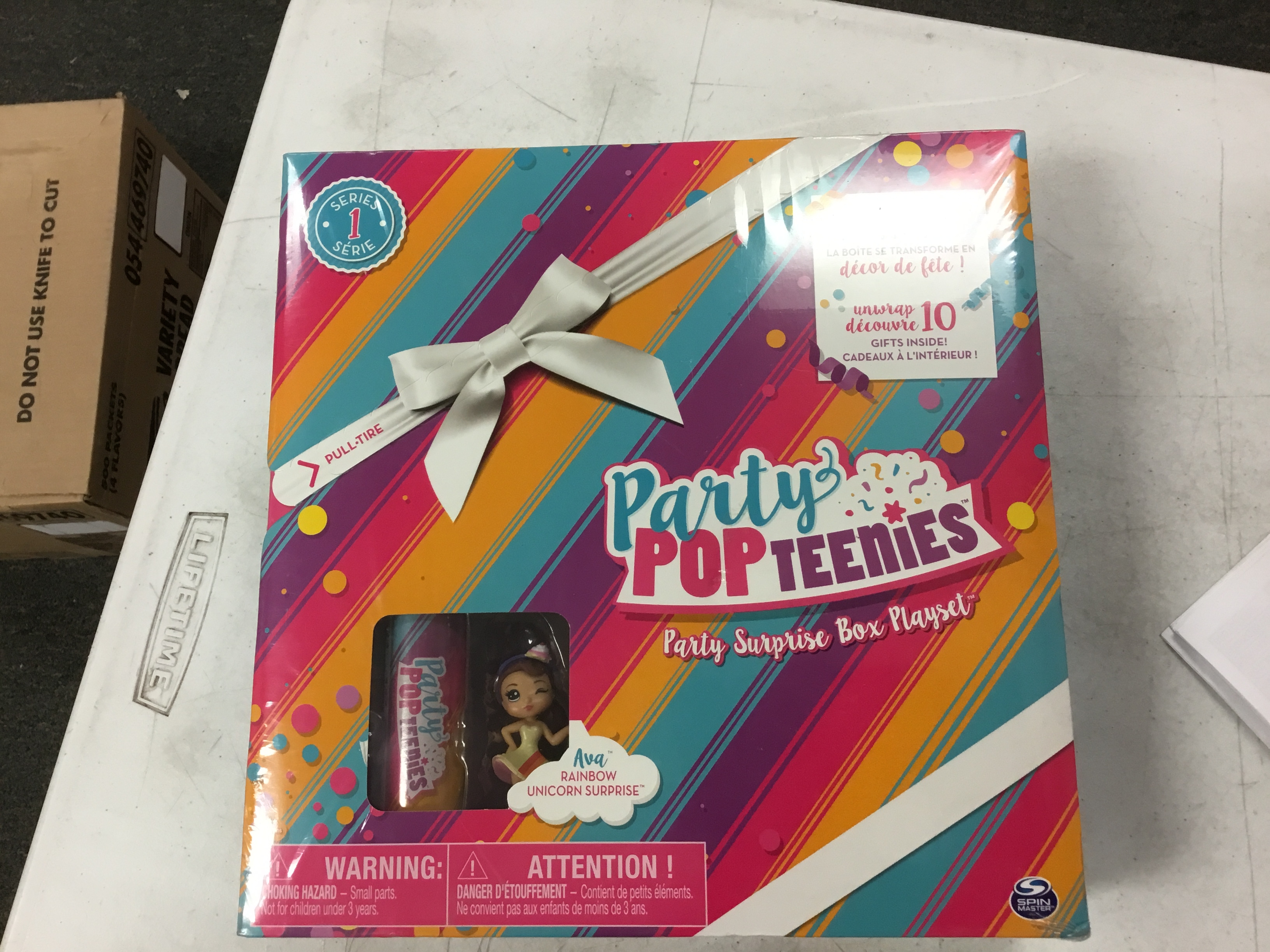 party popteenies party surprise box playset